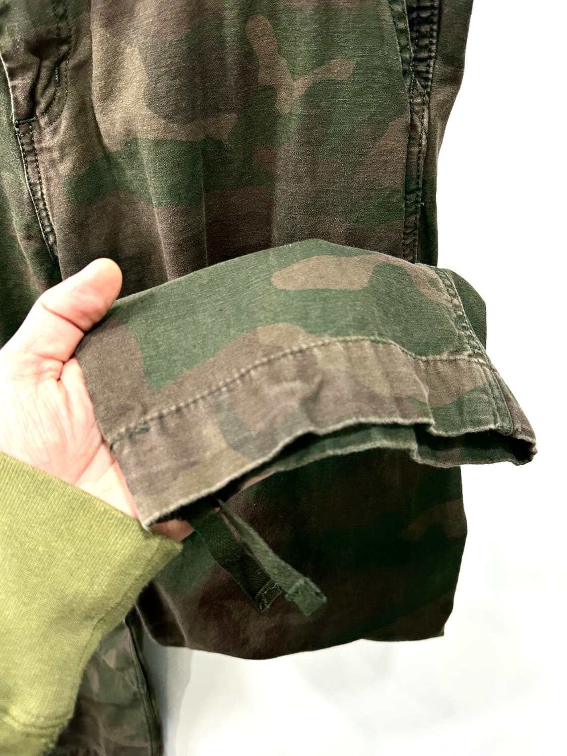 칼하트 WIP 카모플라쥬 카고 팬츠 32 상품이미지5