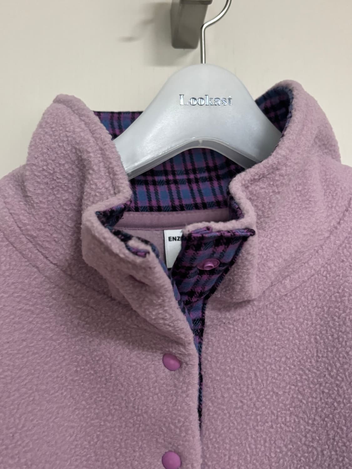 엔조 블루스 레트로 스냅 플리스 아노락 (Lavender) 상품이미지3