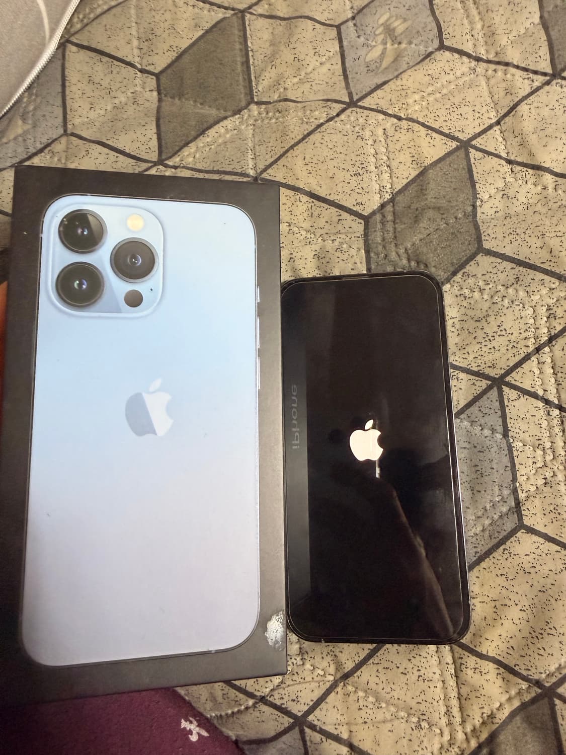 애플 아이폰 13 프로 시에라블루 상품이미지1