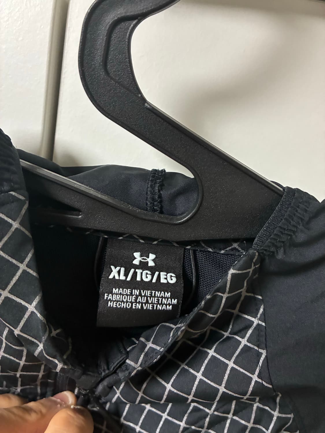 정품 언더아머 바람막이 상품이미지3