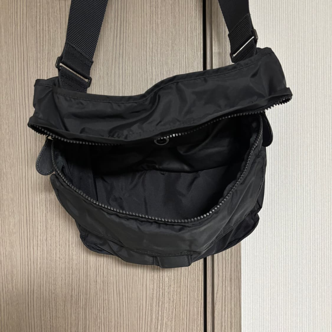 요지야마모토 크로스백 상품이미지6