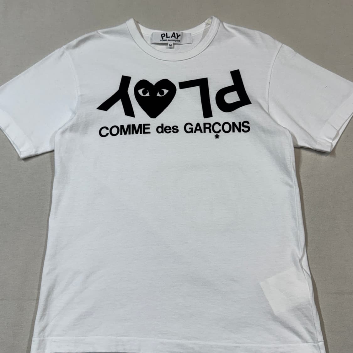 M) 꼼데가르송 플레이 숏 슬리브 반팔 티셔츠 정품 상품이미지2