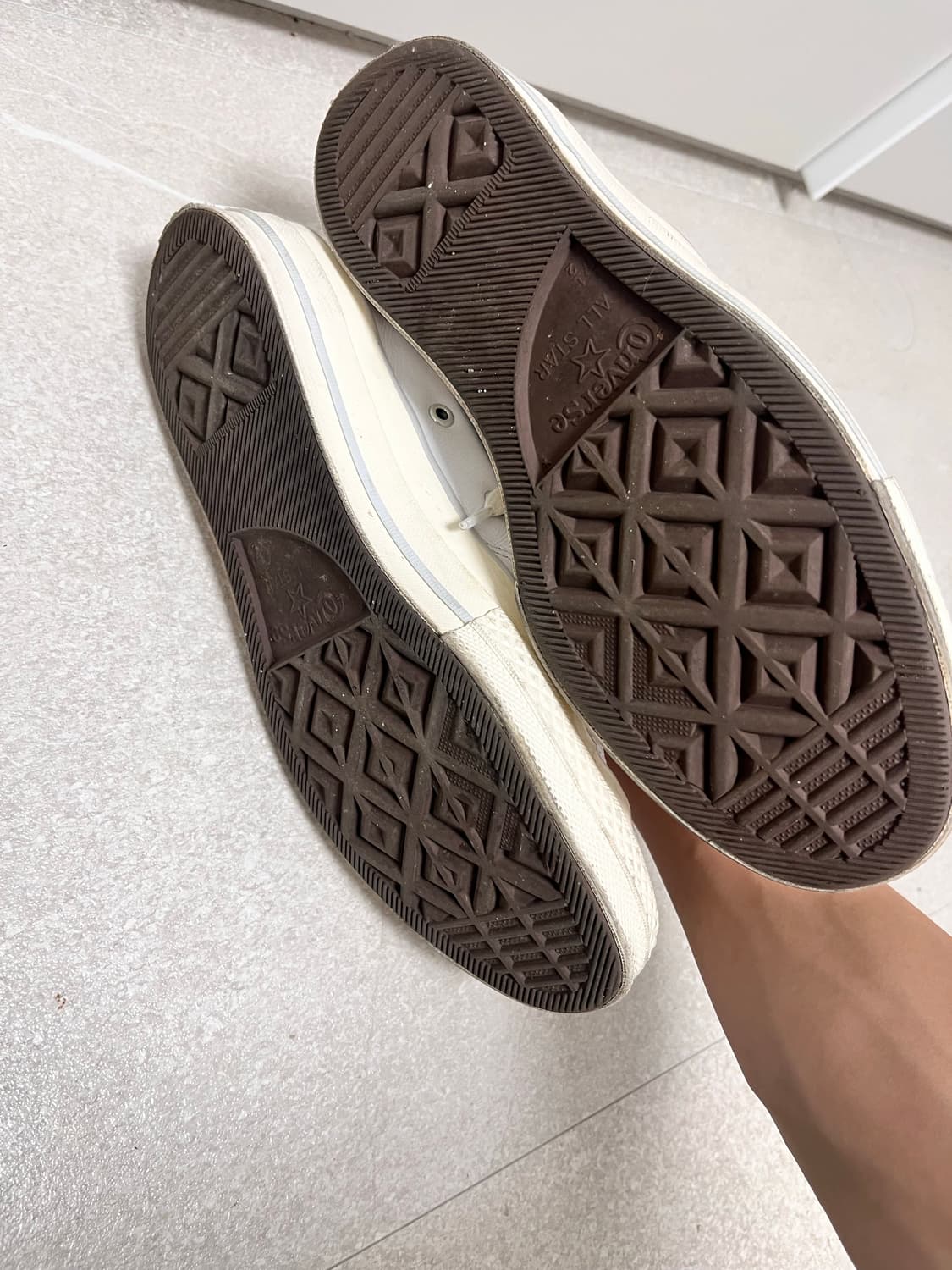 컨버스 척 70 하이 레더 화이트 260 상품이미지3