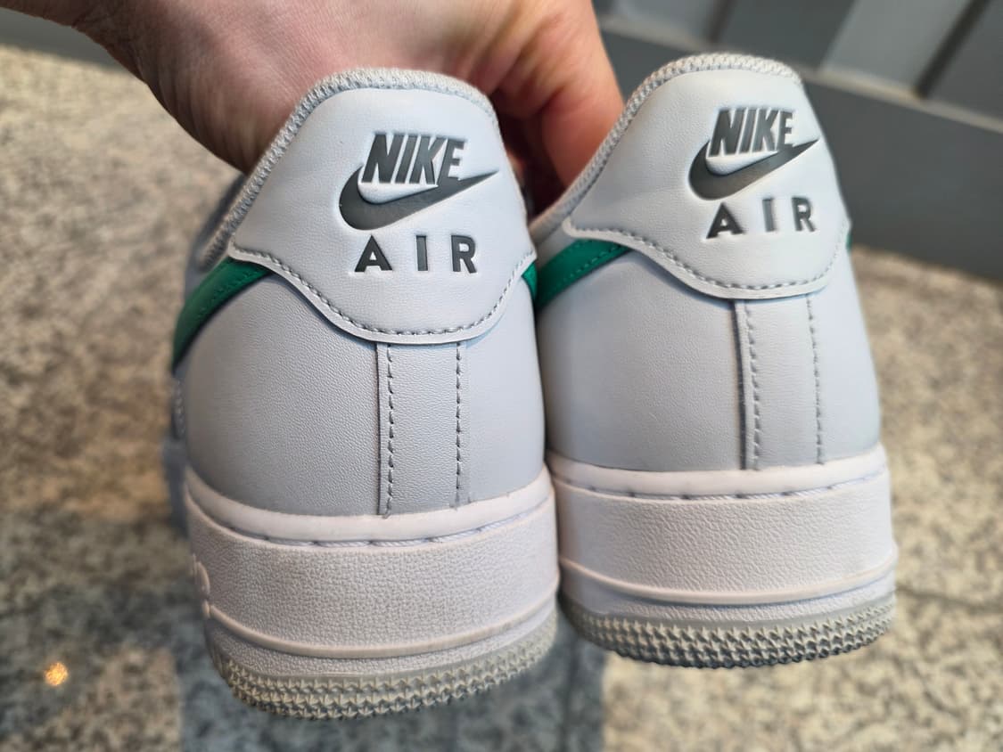 나이키 에어 포스 1 '07 퓨어 플래티넘 스타디움 그린 상품이미지8