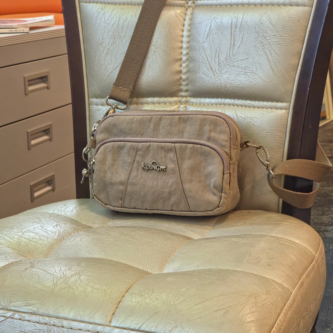 키플링 크로스백  상품이미지1