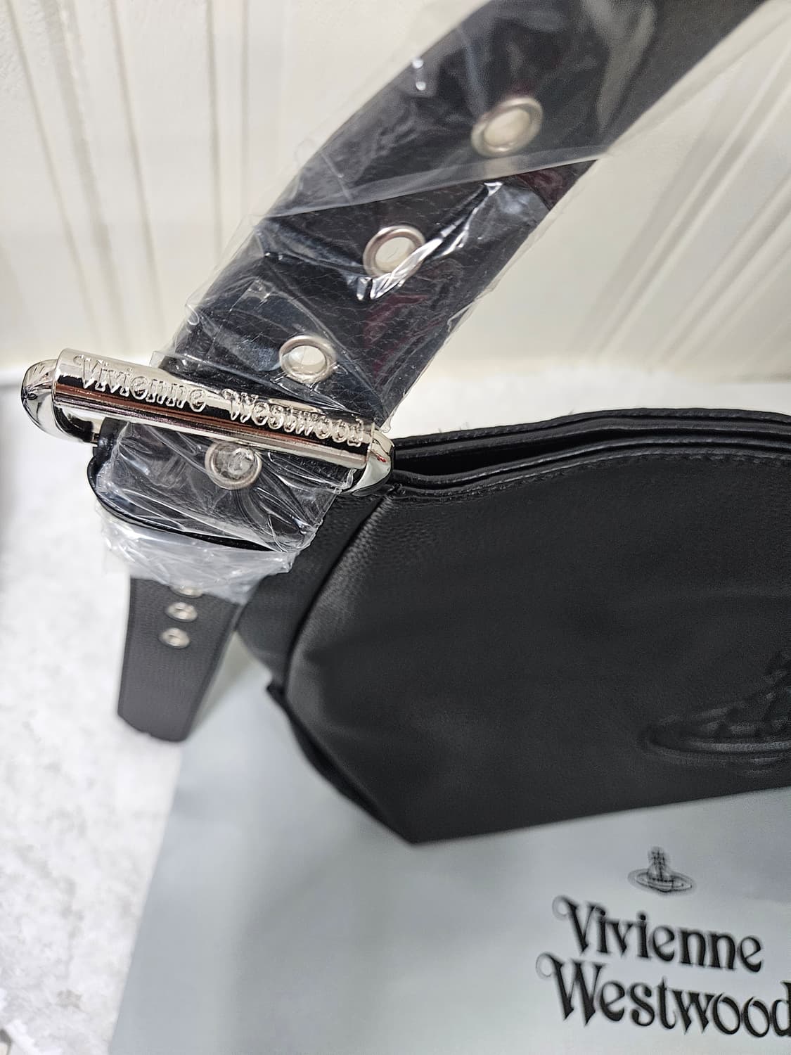비비안웨스트우드 맥심 숄더백 호보백 새상품 크로스가능 상품이미지5