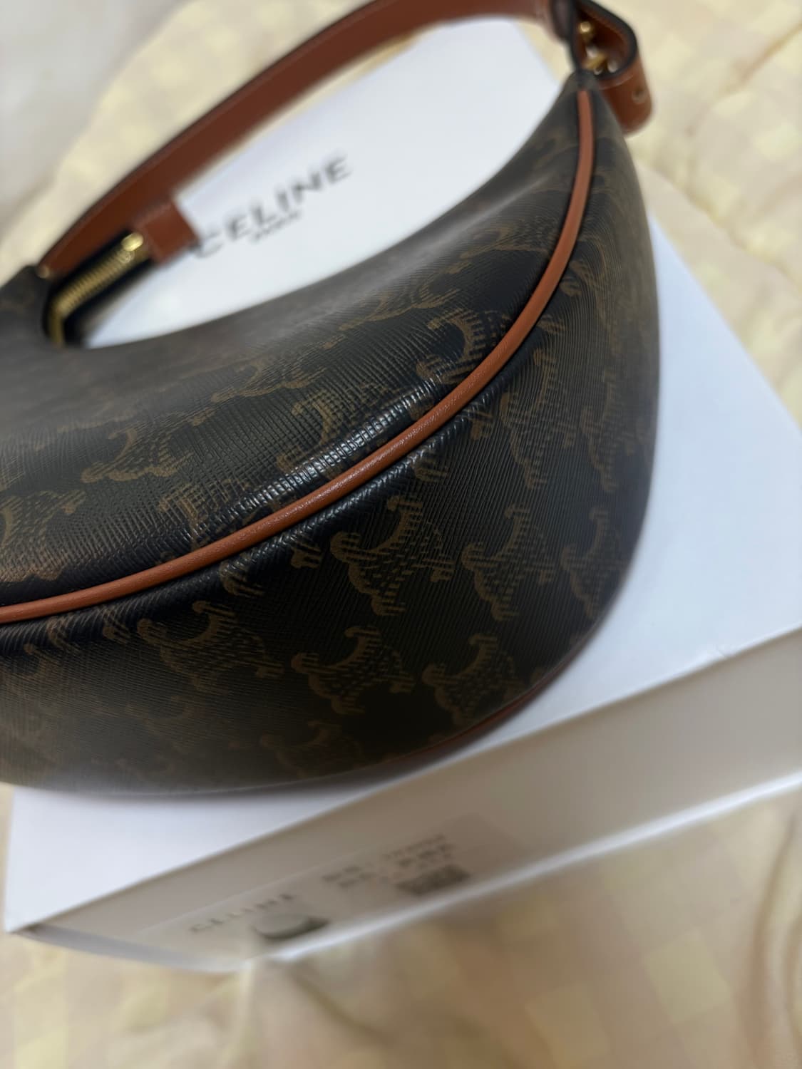 셀린느 아바백 상품이미지2