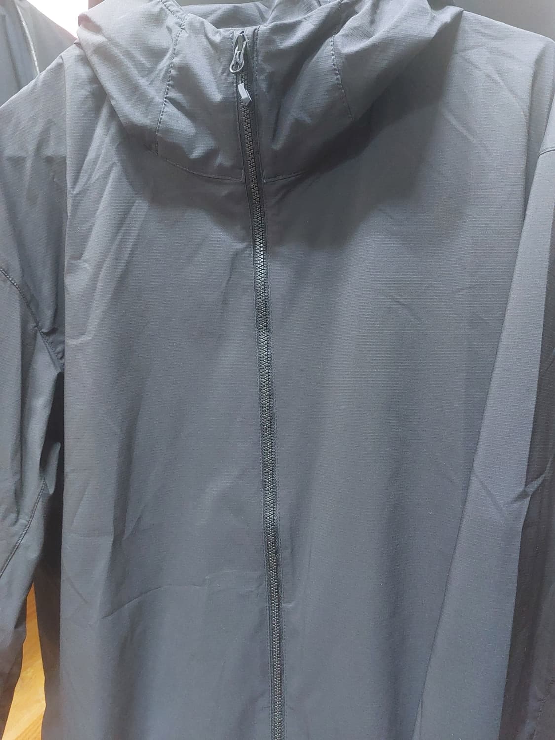 유니클로 포켓터블 uv protection 프로텍션 파카 그레이 상품이미지3