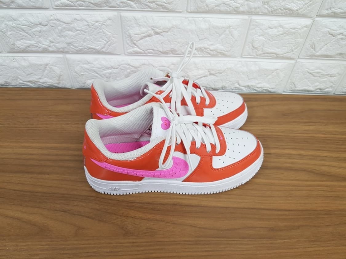 나이키 에어포스1 LV8 운동화 230 (기념 한정판 스니커즈) 상품이미지2