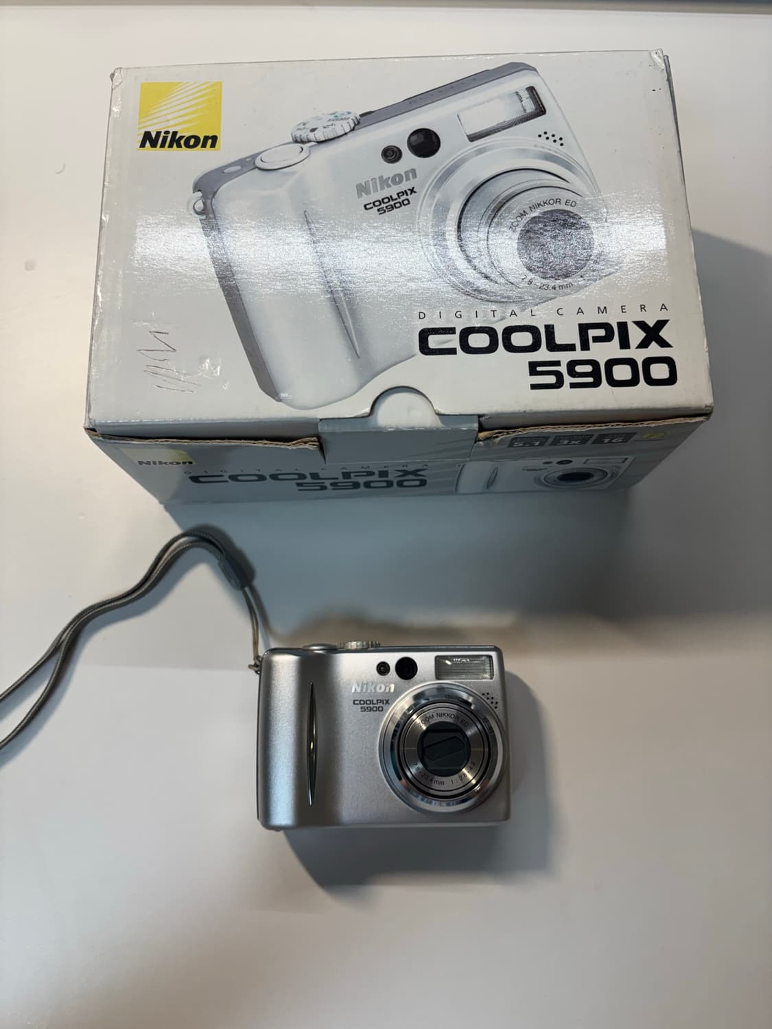 NIKON COOLPIX 5900 (니콘 쿨픽스 5900) 상품이미지1
