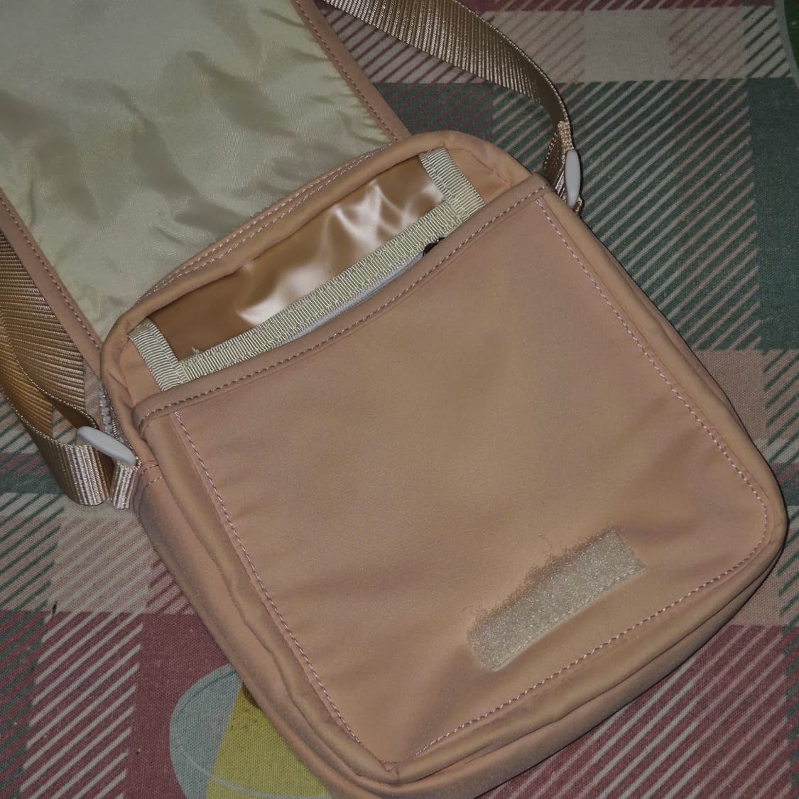 90s 꾸레쥬 베이비 핑크 스포티 숄더 크로스백 상품이미지10