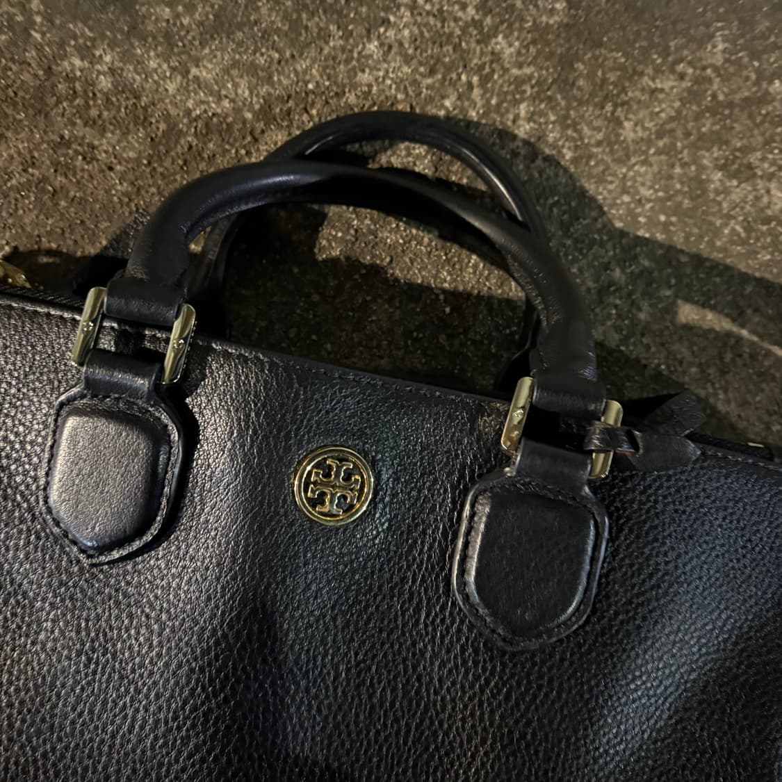 토리버치 로빈슨 더블 집 레더백 상품이미지2