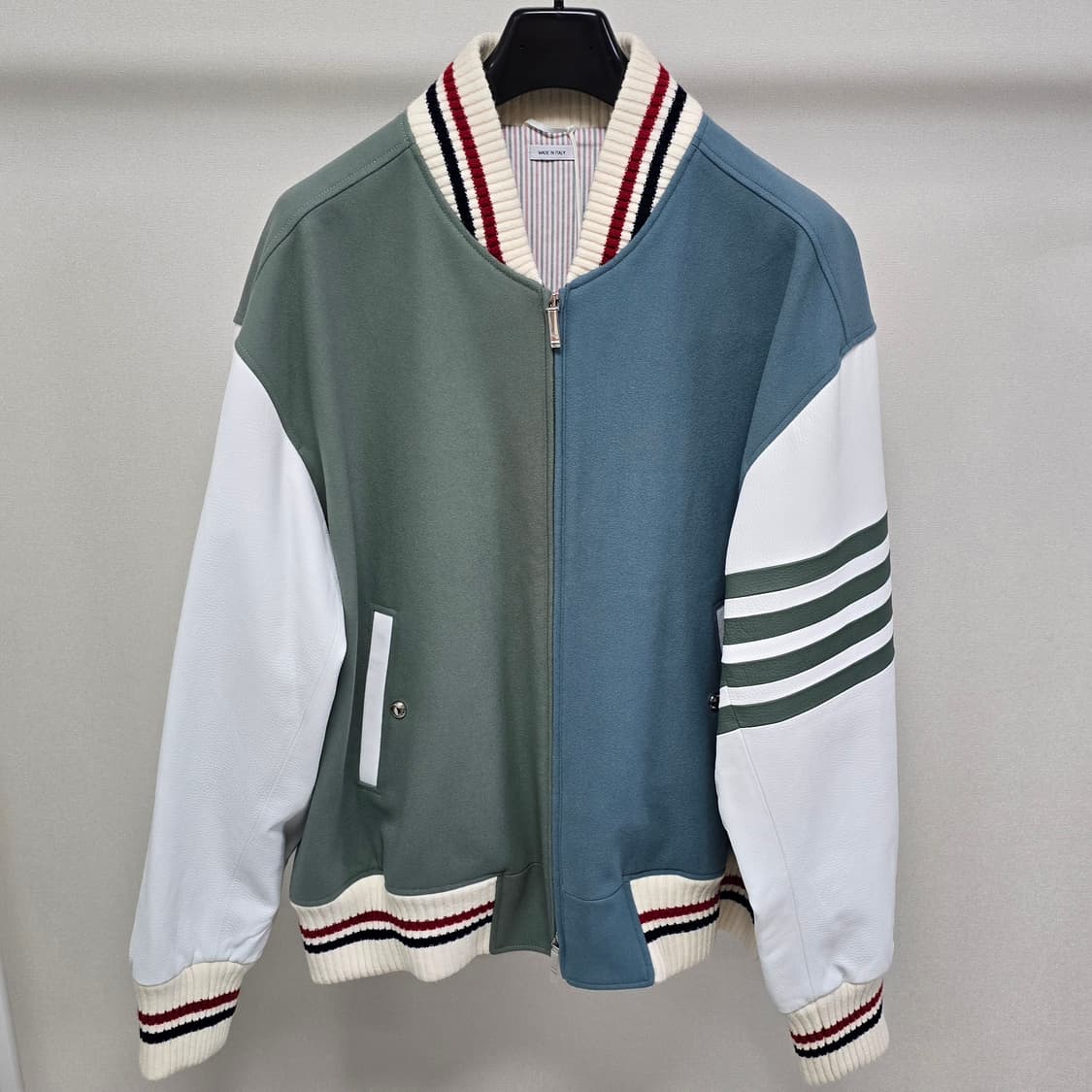 톰브라운 헥터 바시티 봄버 자켓 오버핏 3사이즈 105 110 판매 상품이미지2