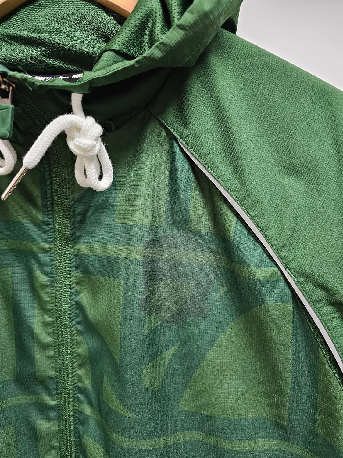 나이키 풋볼 바람막이 후드자켓 L 상품이미지6