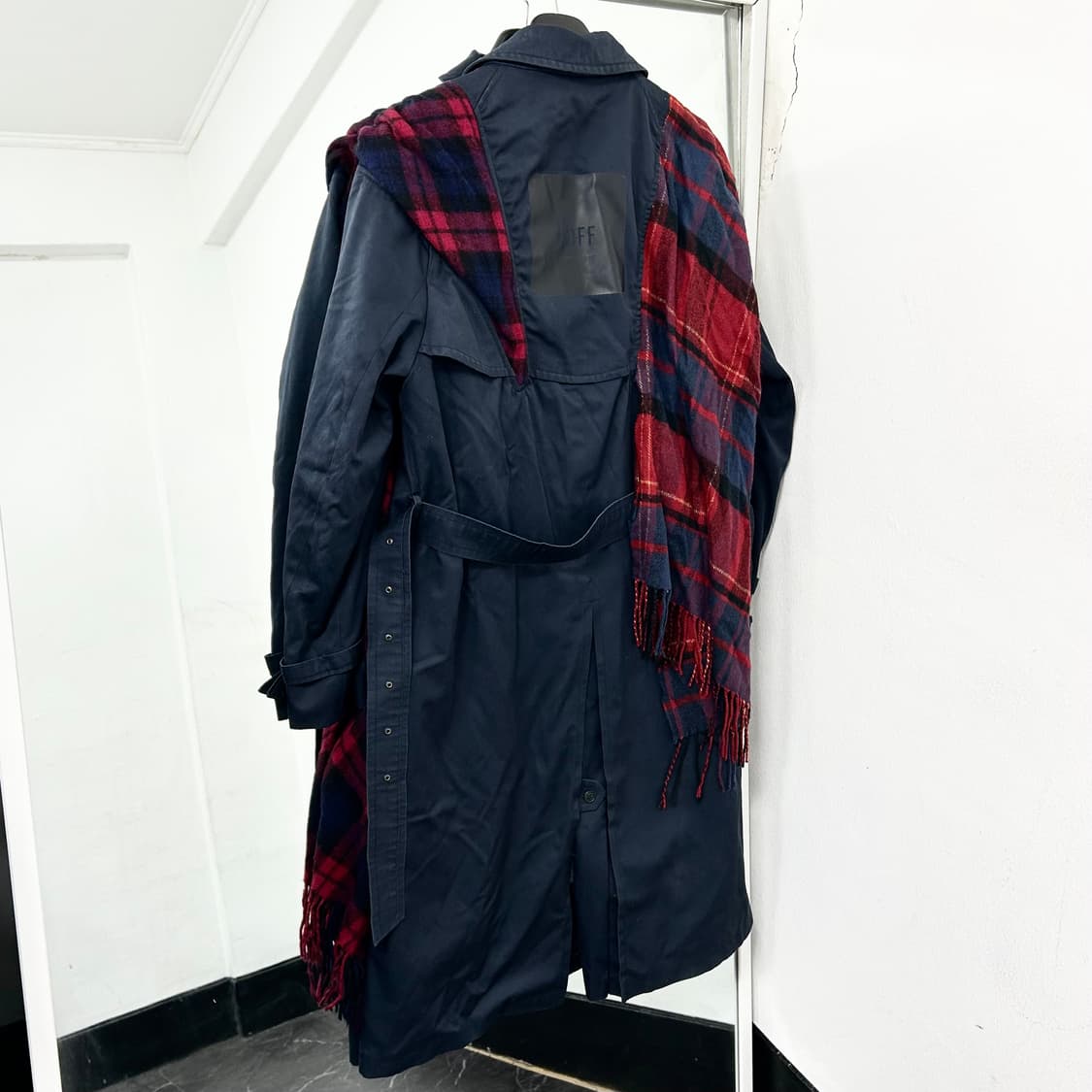 1/OFF Paris 업사이클 우븐 패널 트렌치 코트 상품이미지6