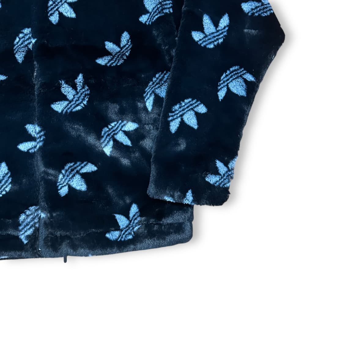 아디다스 모노그래 퍼 자켓 상품이미지3