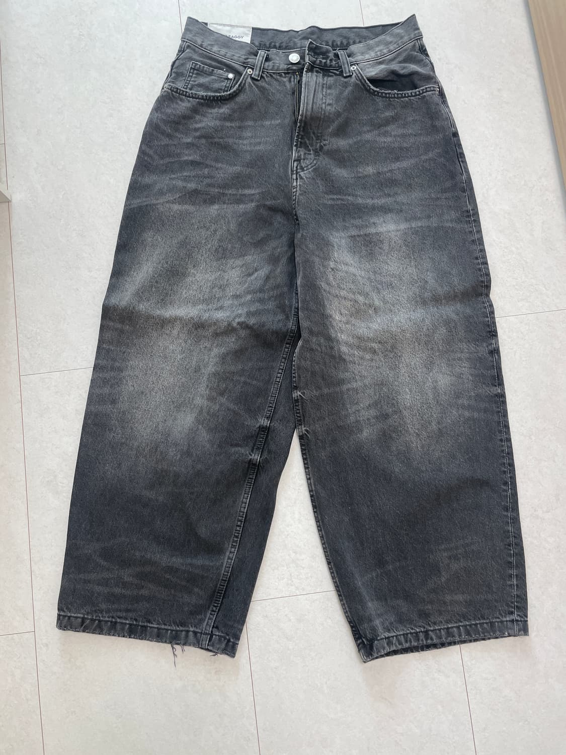 h&m 수퍼배기진 상품이미지1