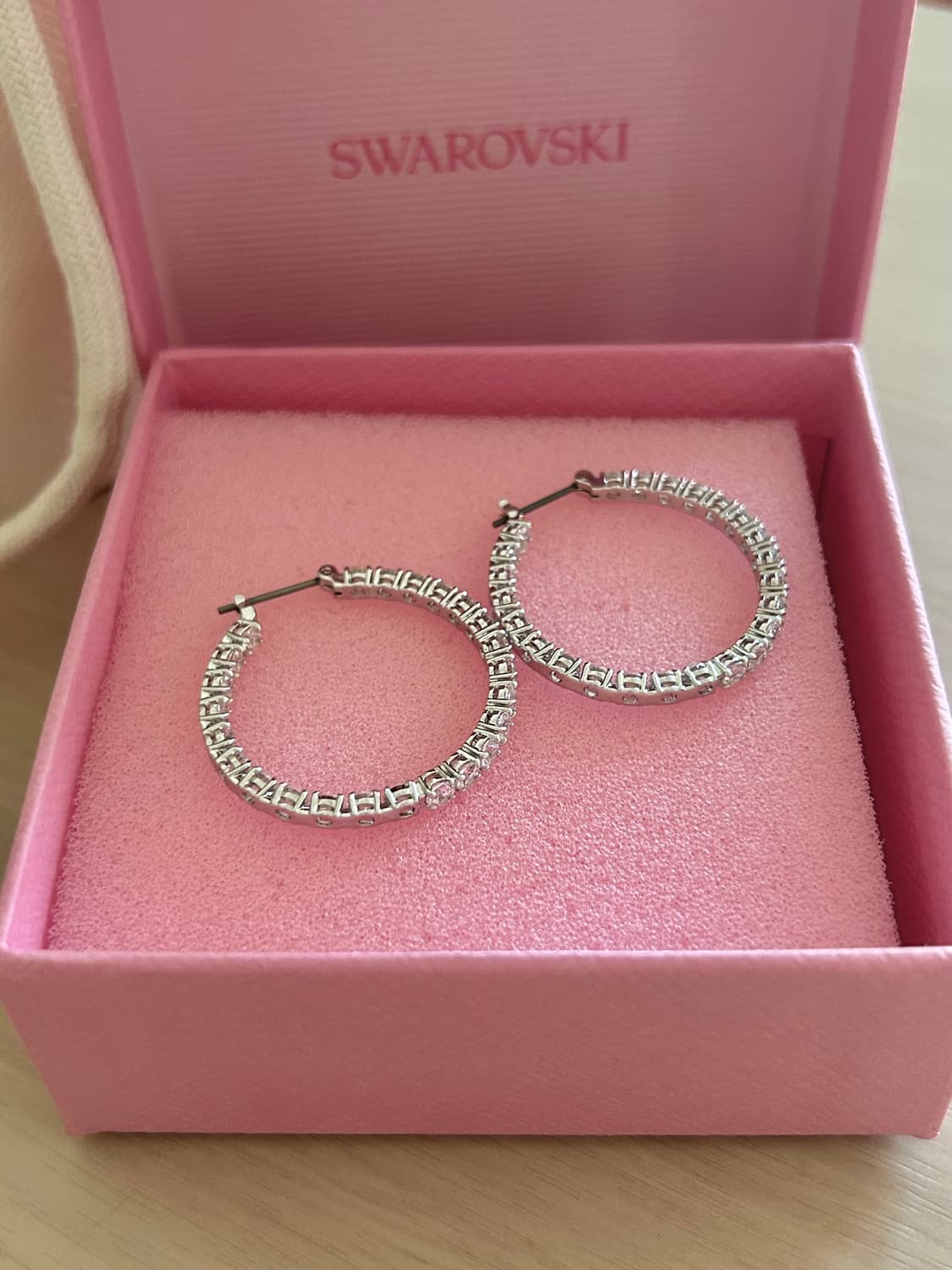 스와로브스키 swarovski 김고은 귀걸이 matrix earing 상품이미지1