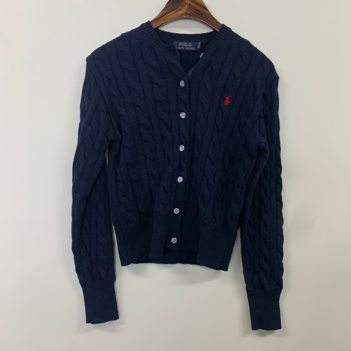 폴로 랄프로렌 신형 네이비 꽈배기 니트 가디건 상품이미지2