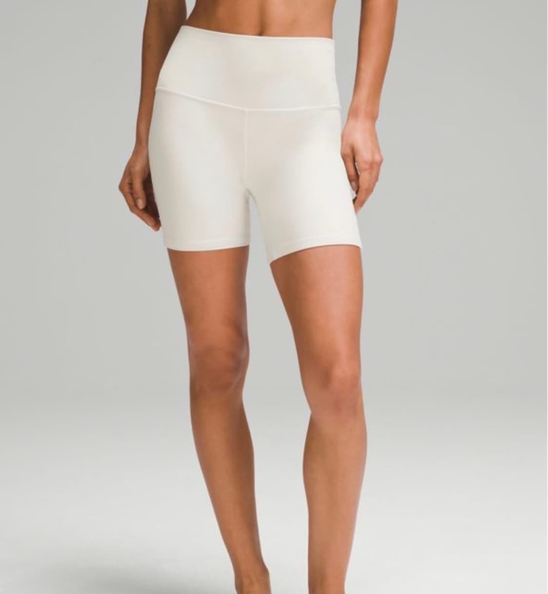 새제품)룰루레몬 얼라인 쇼츠 6사이즈 상품이미지3