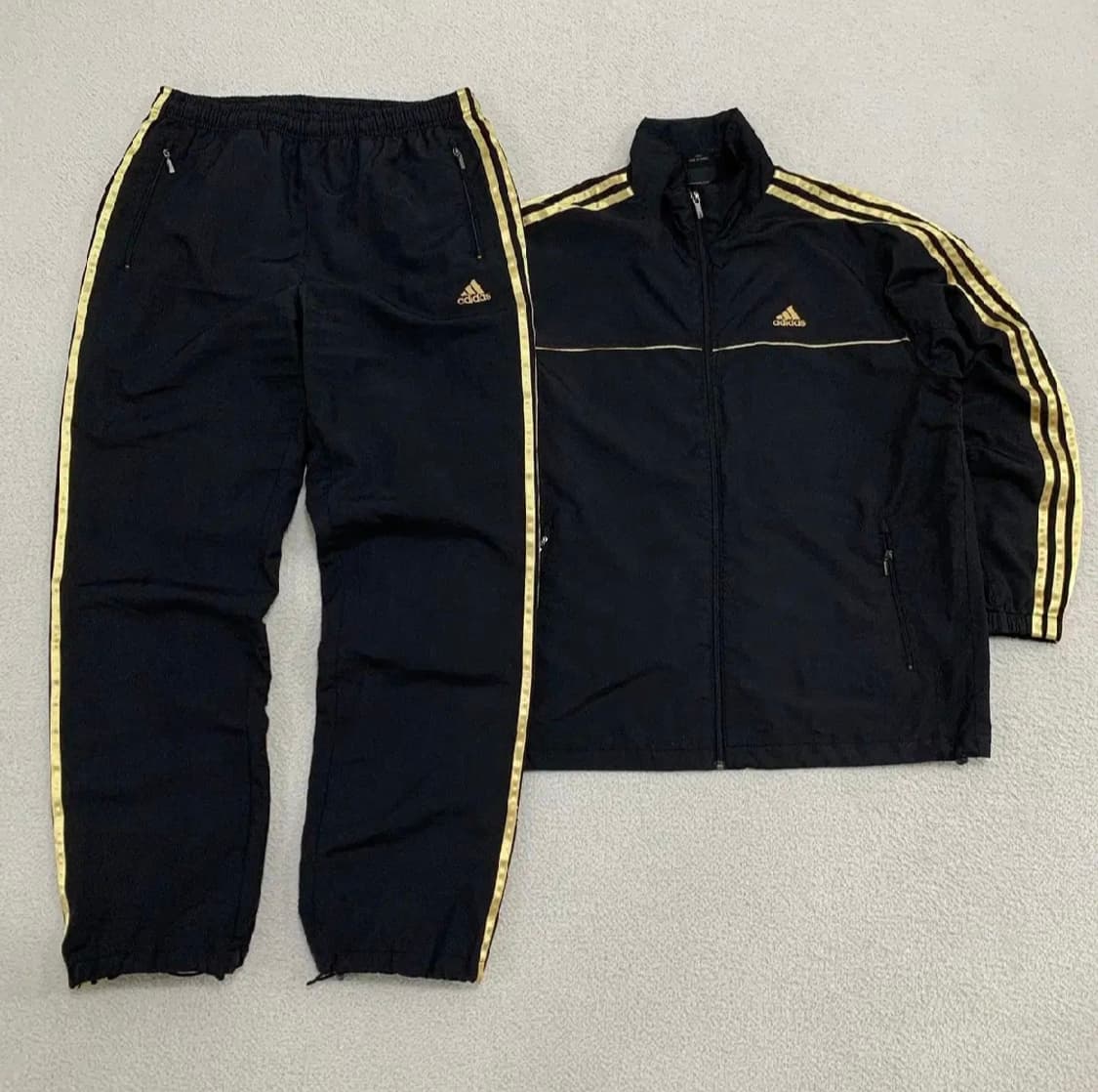 아디다스 바람막이 셋업 상품이미지1