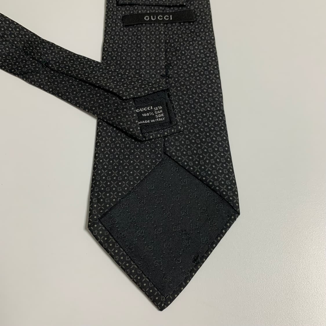 구찌(GUCCI) GG스몰로고 모노그램 블랙 명품넥타이 A등급 9.5cm 상품이미지6