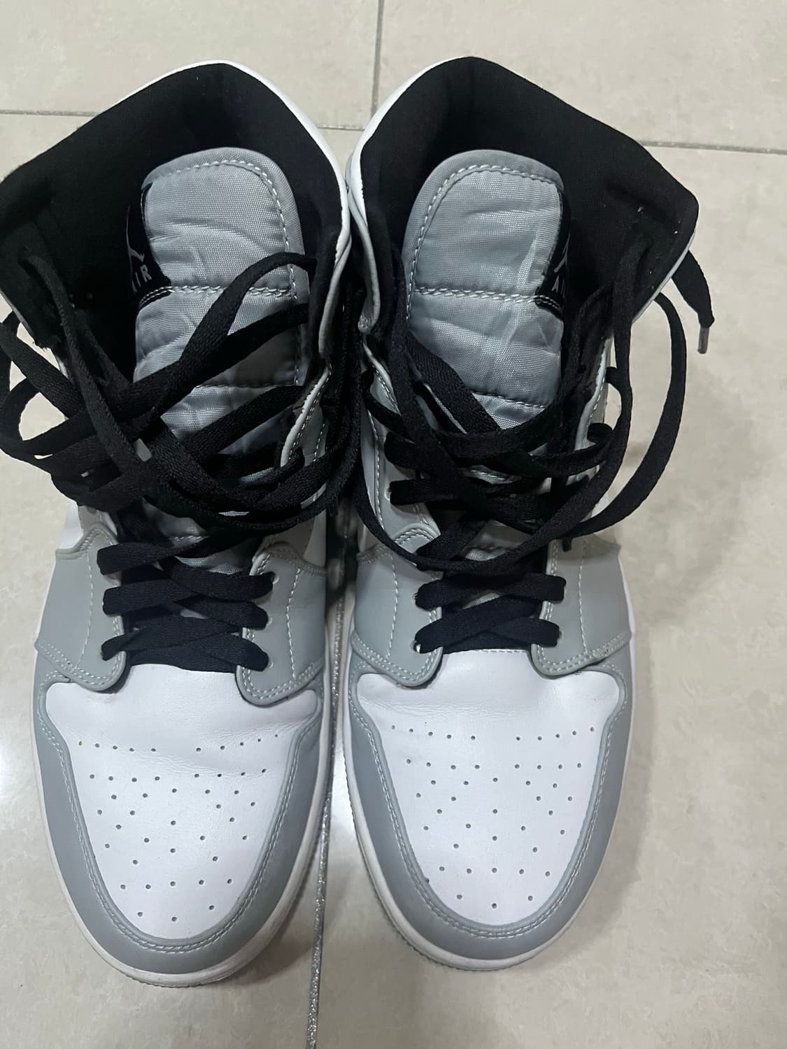 조던1 미드 라이트 스모크 그레이 상품이미지1