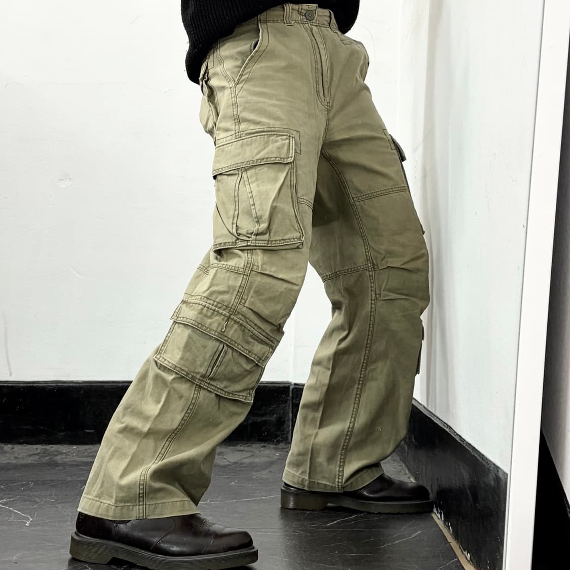 Soo Cargo 멀티포켓 와이드 카고 팬츠 상품이미지3