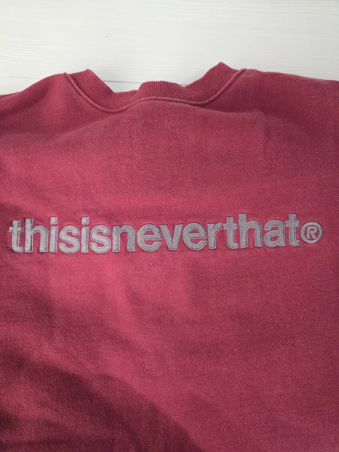 thisisneverthat 디스이즈네버댓 자수 로고 맨투맨 상품이미지7