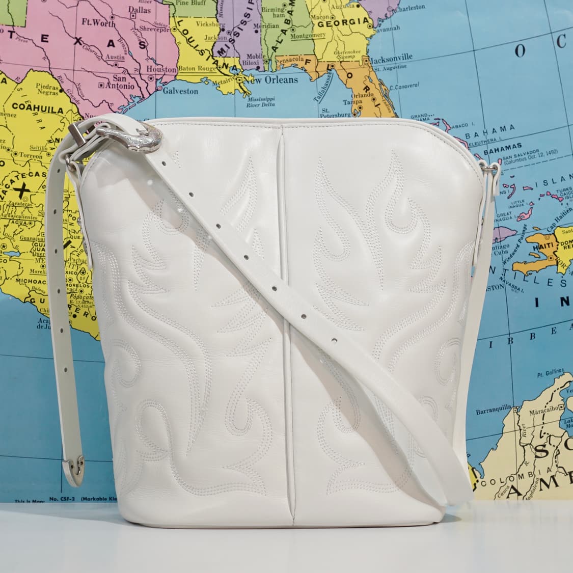 토가 아카이브 23AW 웨스턴 레더 백 상품이미지7