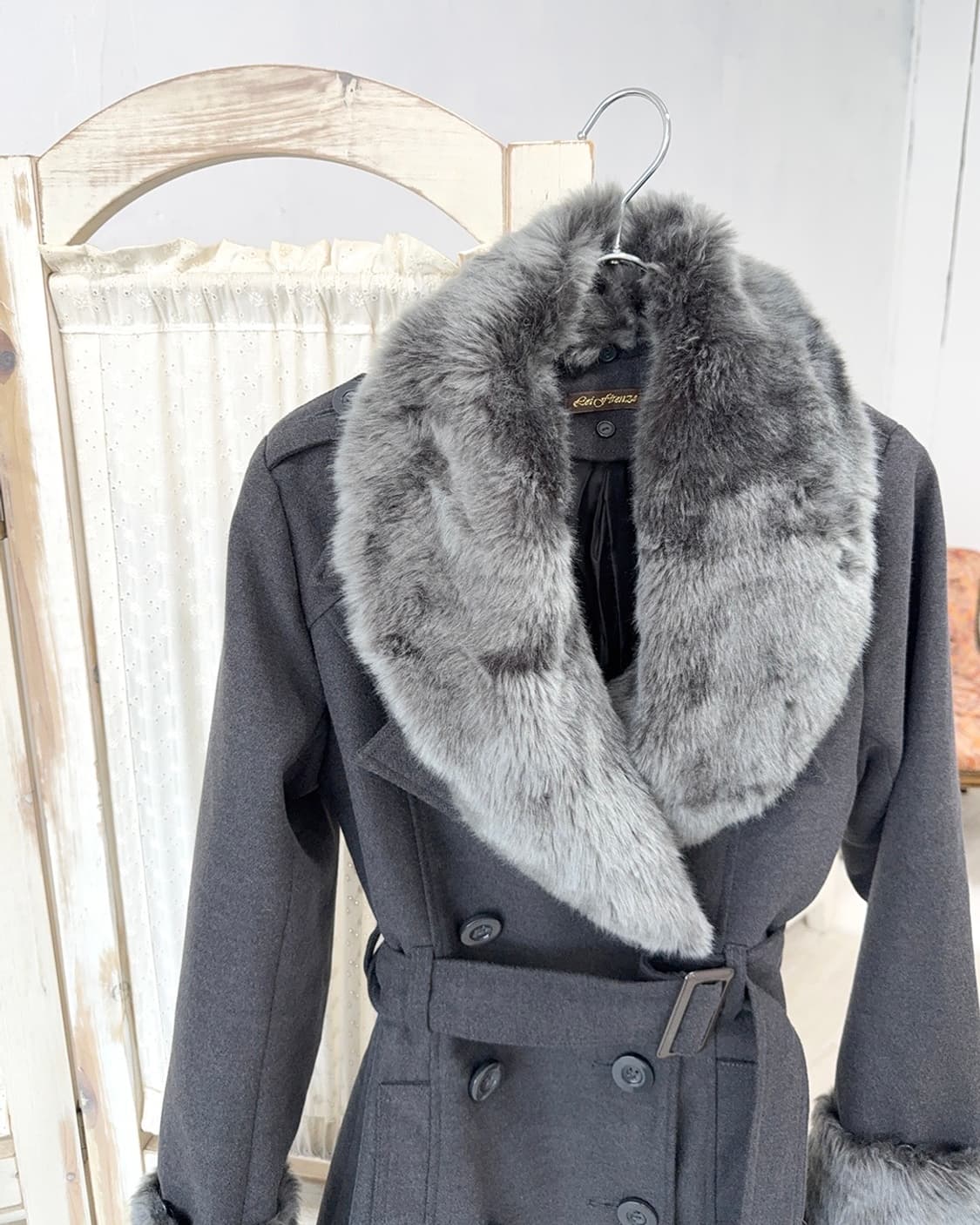 Charcoal Fur-Trim Double-Button Coat 상품이미지7