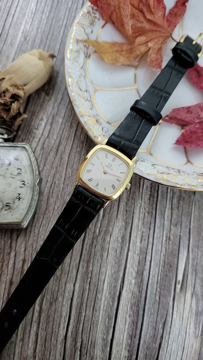 정품 오메가 드빌 로만 인덱스 드레스 쿼츠시계 상품이미지2