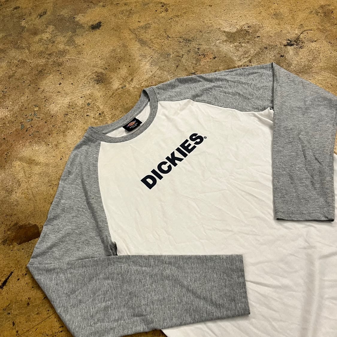 디키즈 나그랑 그레이 화이트 긴팔 롱슬리브리스 상품이미지1