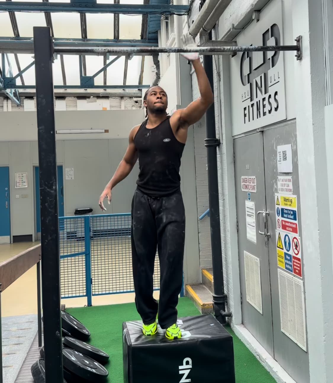 (새상품) 코르테이즈 나시 블랙 M 상품이미지1