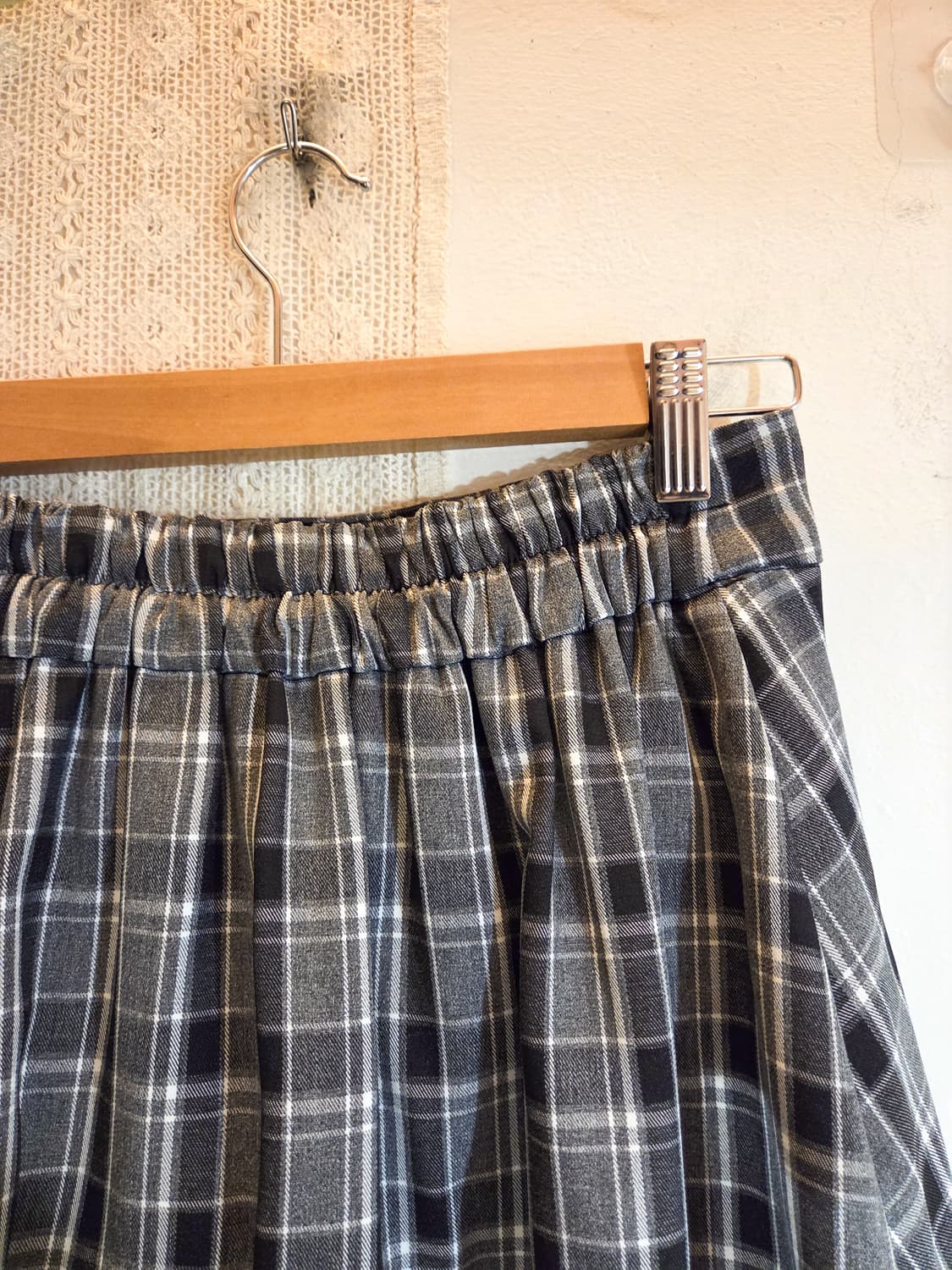 아일렛 체크 미디 스커트 상품이미지5