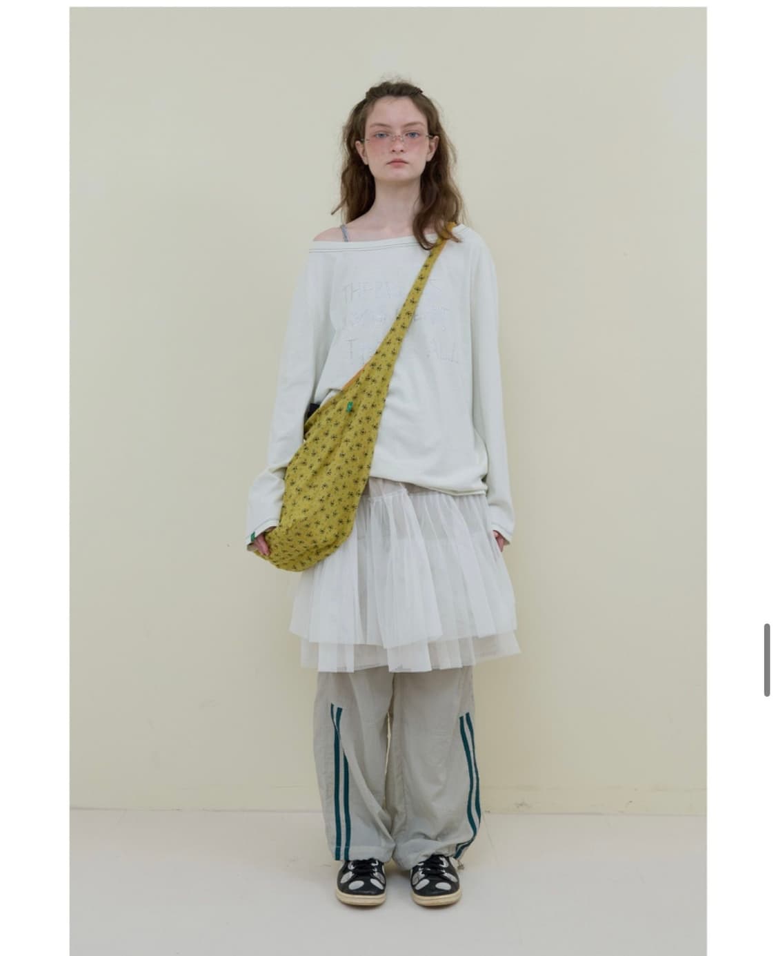 노컨텐츠 오프숄더 롱슬리브 상품이미지2