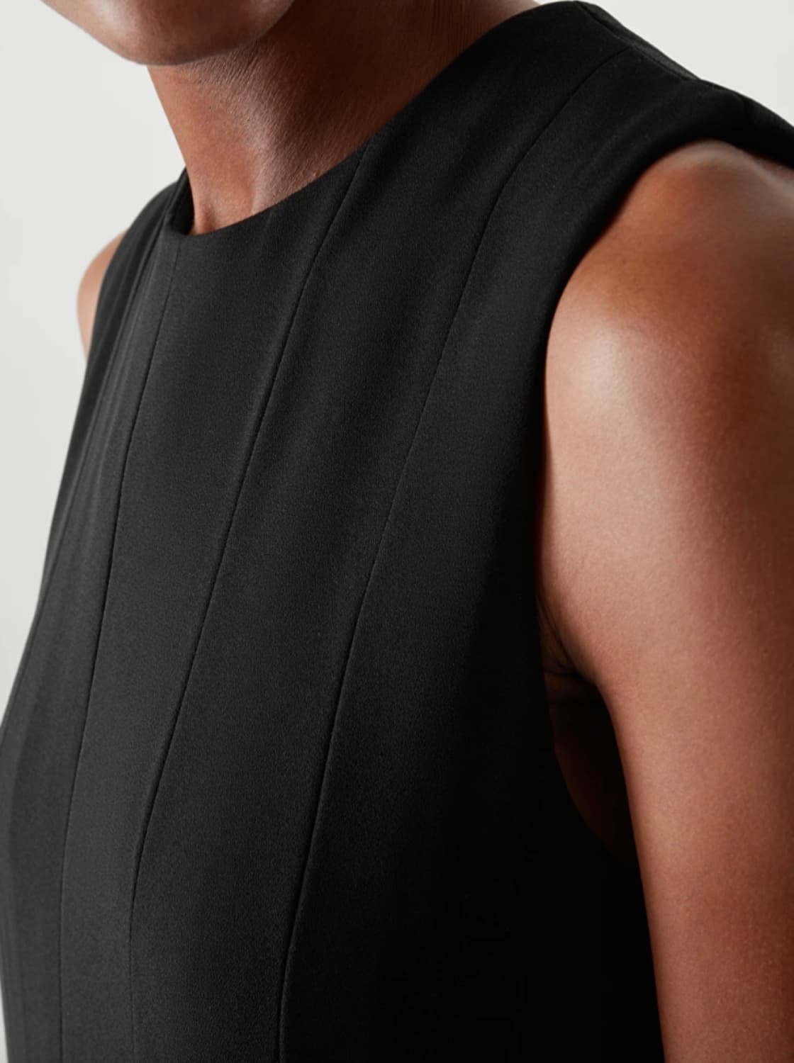 cos 블랙 플리티드 드레스 상품이미지2