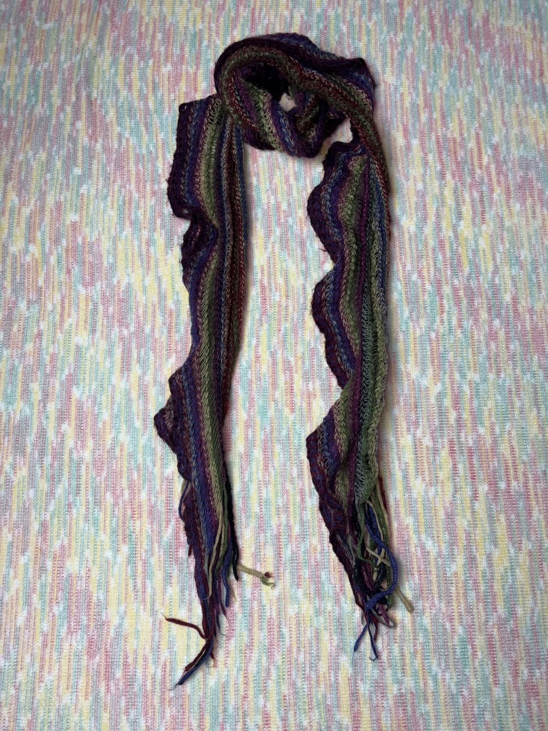 다채색 뜨개 머플러 상품이미지1