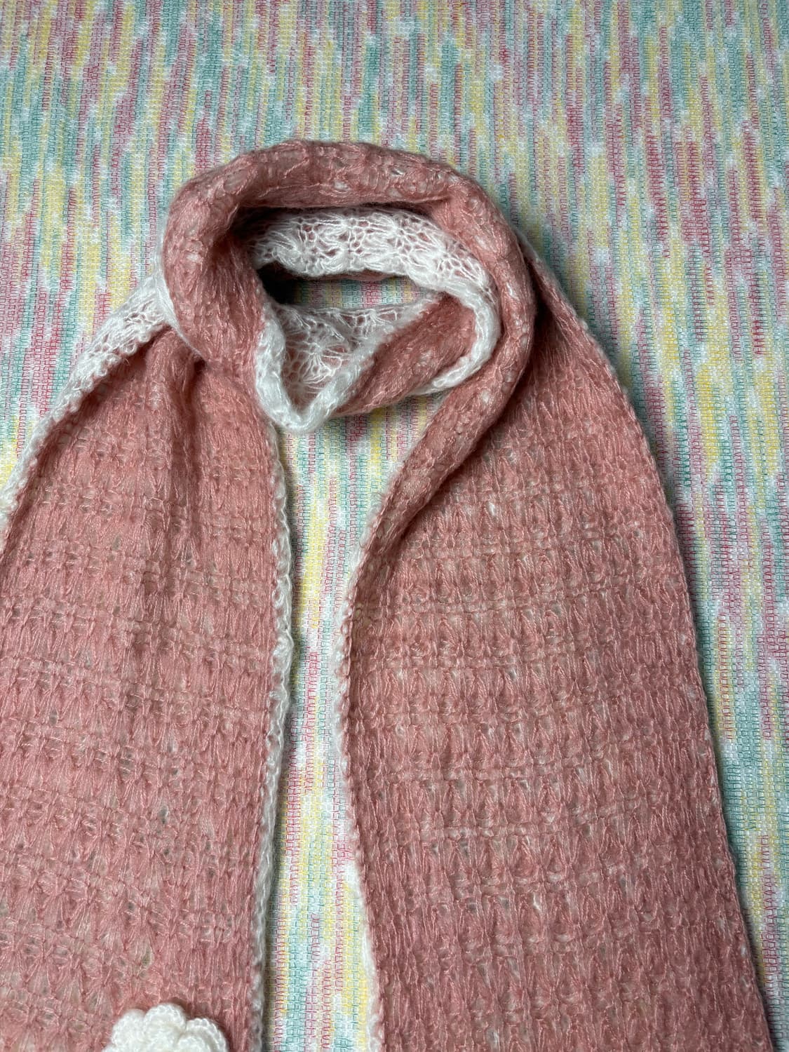 코랄 핑크 플라워 뜨개 머플러 상품이미지4