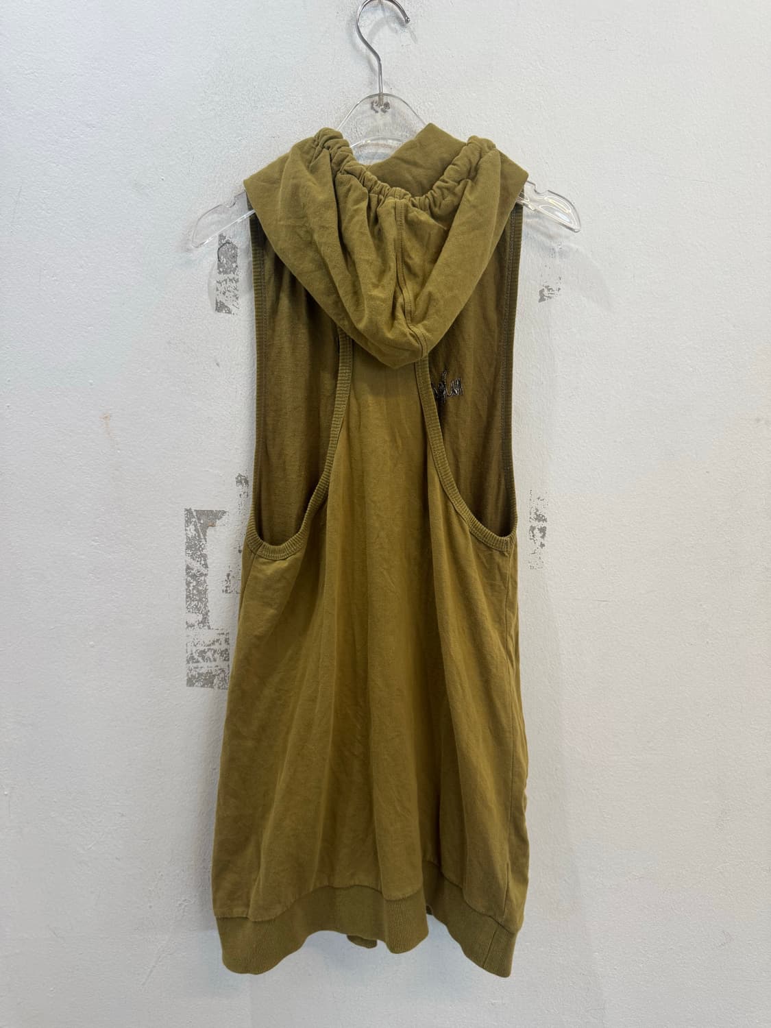 NIKITA Khaki Hood Zipper Vest 상품이미지5