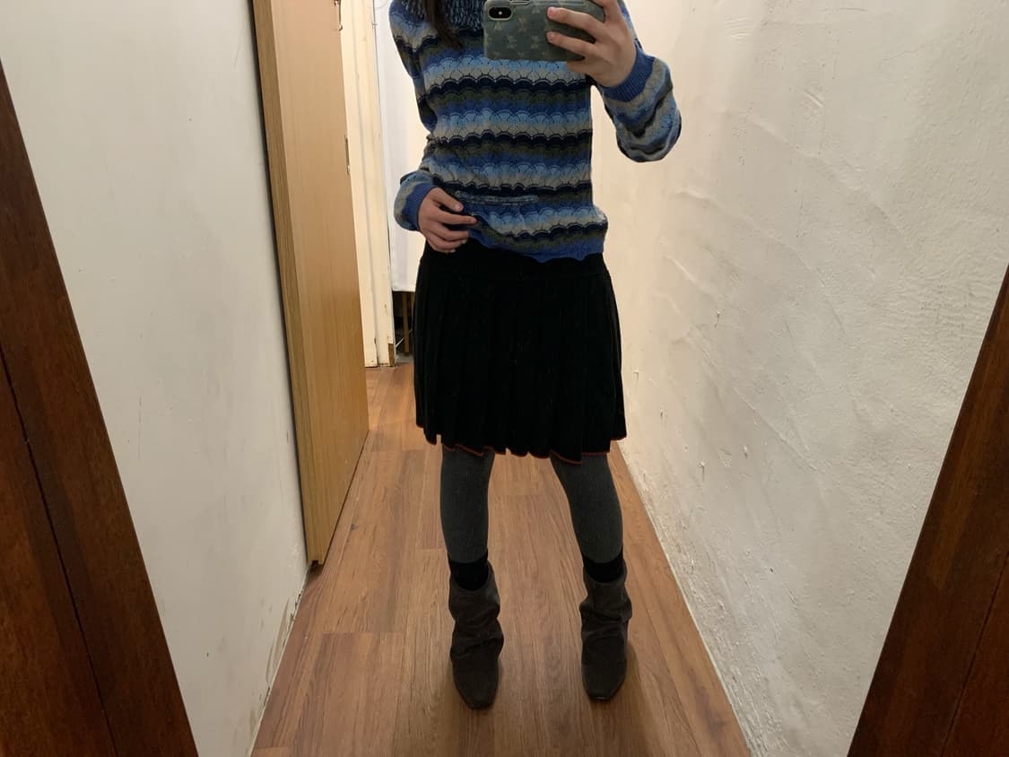 루이비통 롱슬리브 니트 스트라이프 테슬 넥 디테일 블루 상품이미지4