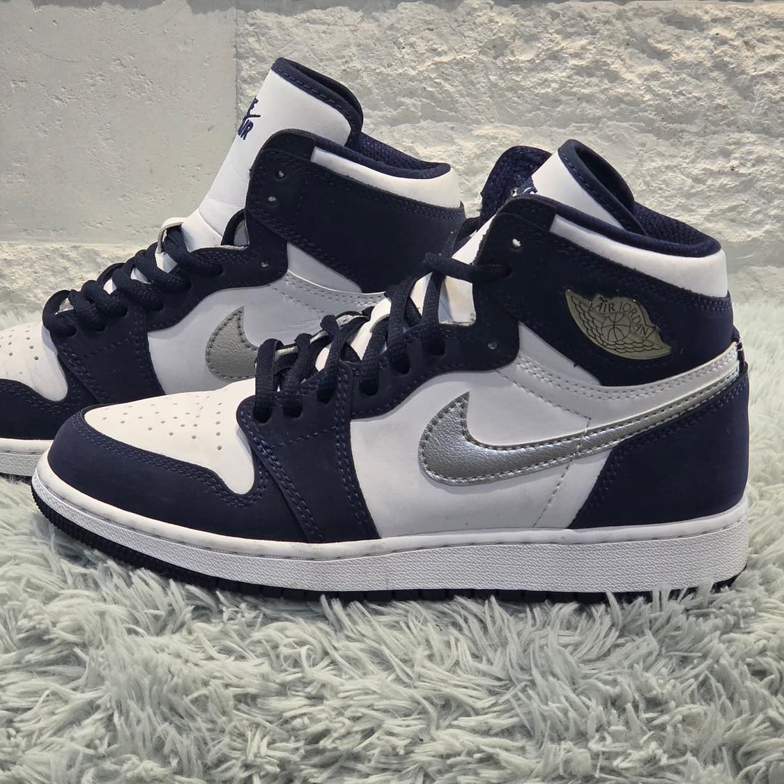 4q-6:나이키 에어 조던 1 하이 OG 미드나잇 네이비 (23.5cm) 상품이미지2