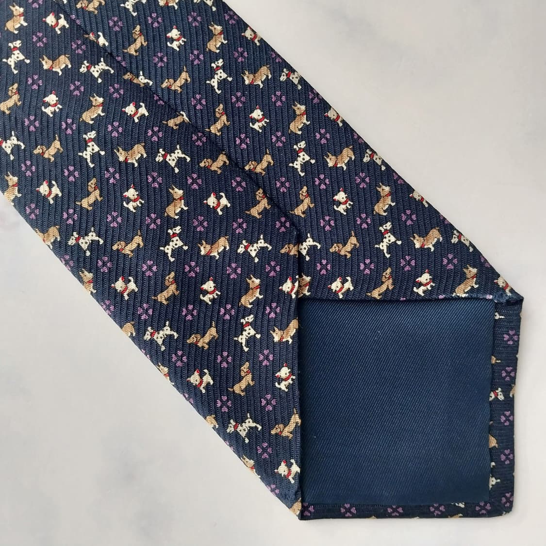 챕스 실크 네이비 강아지 패턴 넥타이 7.5cm A+등급 K1762 상품이미지8