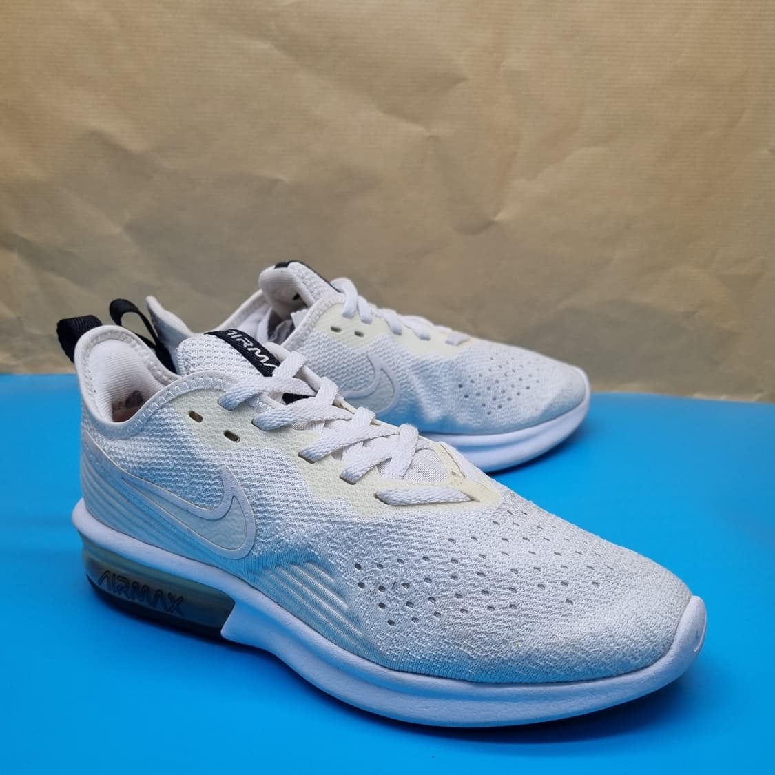 나이키 에어맥스 시퀀트3 여성운동화230 상품이미지1