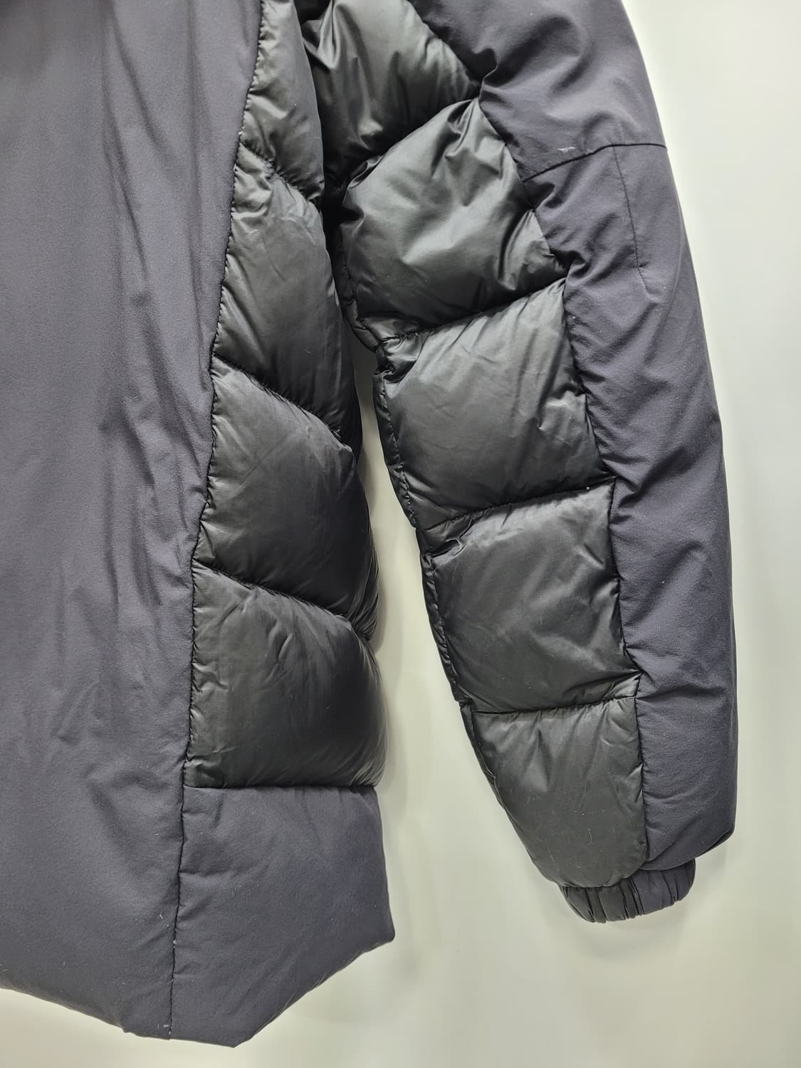 Columbia 컬럼비아 옴니히트 구스 다운 패딩 / 남 XL 블랙
 상품이미지5