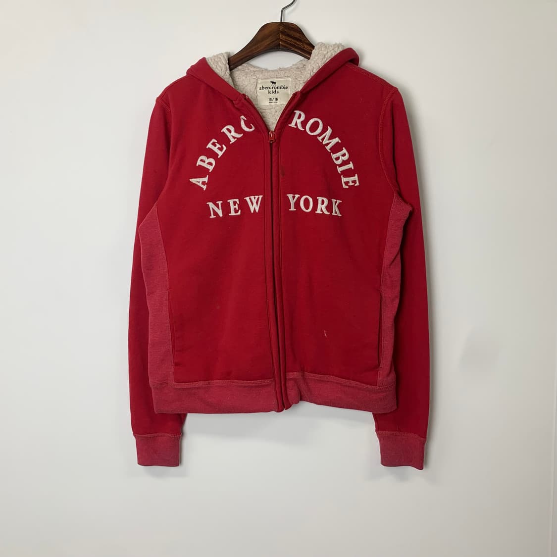 아베크롬비 y2k 와투케 양털 레드 후드집업 상품이미지2