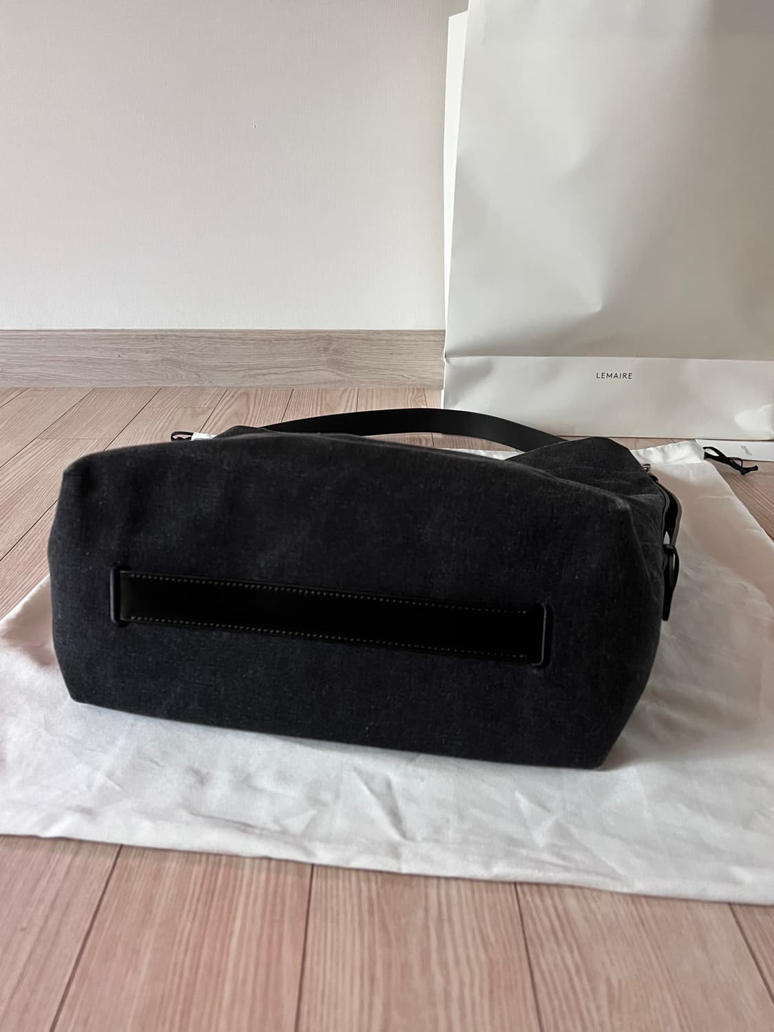 르메르 벨티드 토트백 라지 상품이미지9
