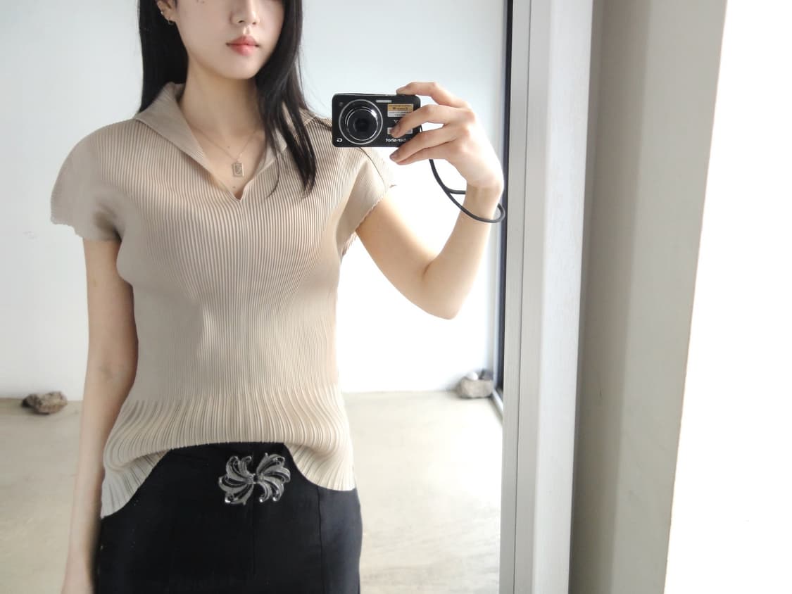 Basic neck pleats / beige 상품이미지4