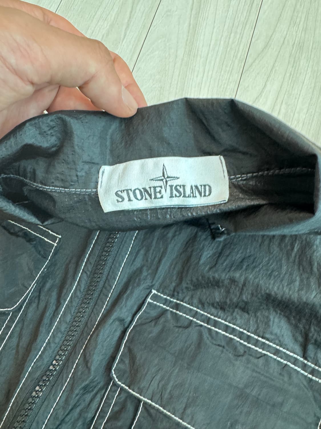 [백화점판] 스톤아일랜드 나일론 메탈 오버셔츠 S 상품이미지3