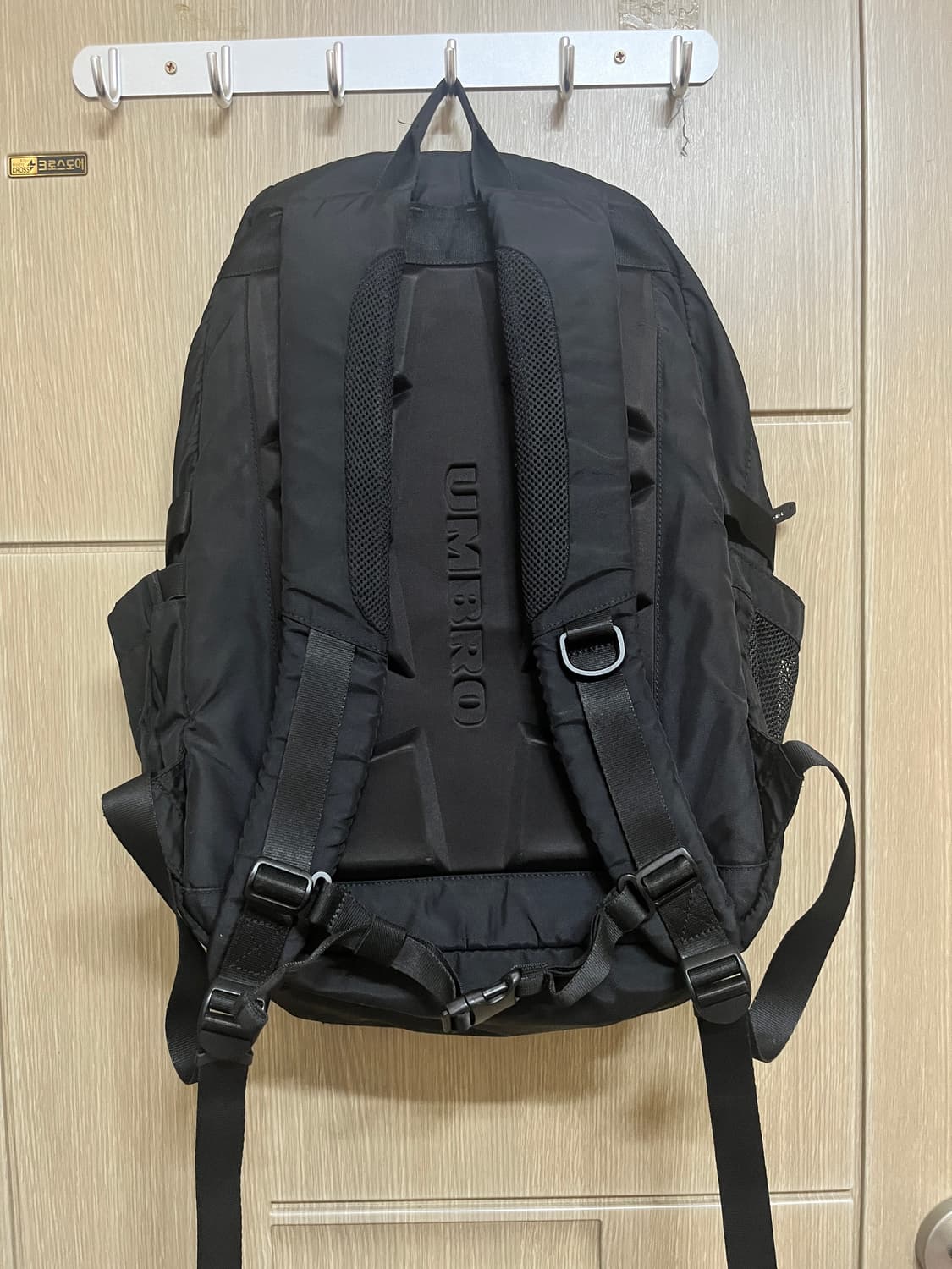 엄브로 댄커 백팩 블랙 29L 상품이미지4